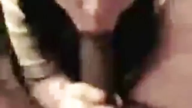 Uomini insidiosi, non vogliono interrogarsi convincendo le ragazze impegnate nel sesso, gangbang, semplicemente fare la puttana è ubriaco con l'alcol, poi essi stessi chiedono loro cazzo in grandi video vecchie porno gratis ustioni bocca elastica e calda