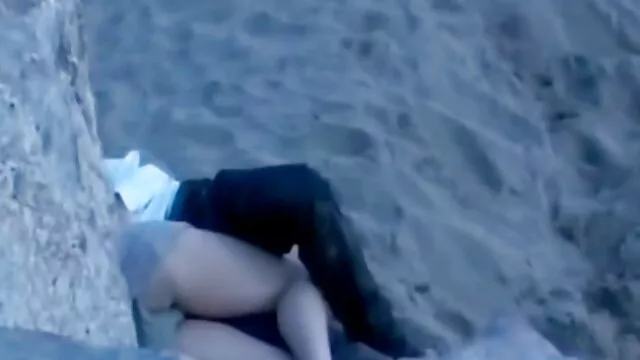 Bellezza bionda con grandi video sesso vecchi tette