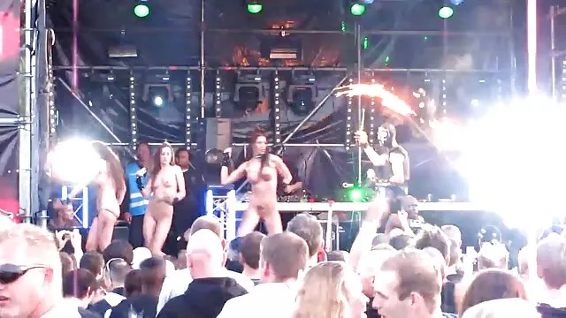 Cazzo nero scopa una video vecchie lesbiche bionda carina