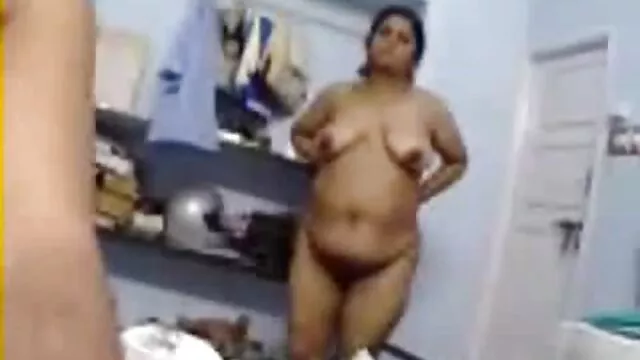 I giovani studenti, venuti dalla coppia, si afferrarono a vicenda e fecero l'amore con passione. Allegro ragazza saltando cazzo di lui video nonne scopate e il ragazzo ha detto piuttosto sgualcito tette pulito, la sua petite
