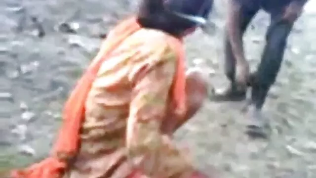 Delicatamente nella video hard con vecchi figa della fidanzata
