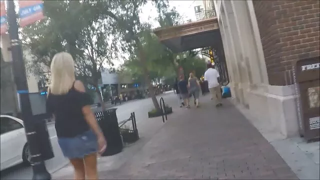 Dildo enorme anale video vecchie pelose bionda