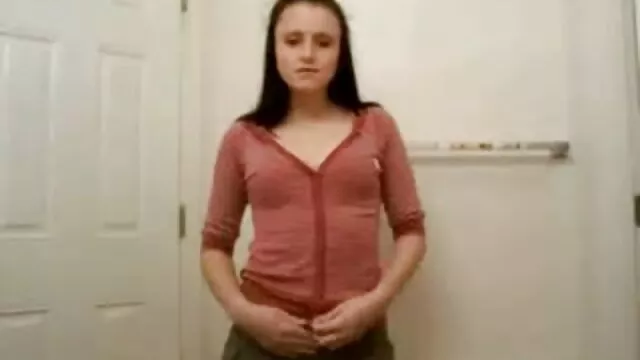 Ragazza dai capelli castani, completamente annoiato sul sedile posteriore della vettura, la video vecchie porche italiane decisione di divertimento e si sentiva cattivo tra le due gambe e si masturba, una figa dolce e liscia pronto a cum, naturalmente non saltare slot anale