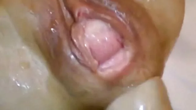 Sexy Latina Vanessa Leon video porno gratis di vecchie troie cavalca un enorme giocattolo
