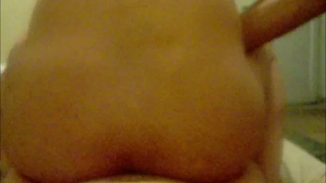 Ragazzo voyeur prossimo di prendere una doccia e ha deciso di masturbarsi video porno vecchie zoccole in video, la donna che vede e suggerimenti sono scopata nel culo