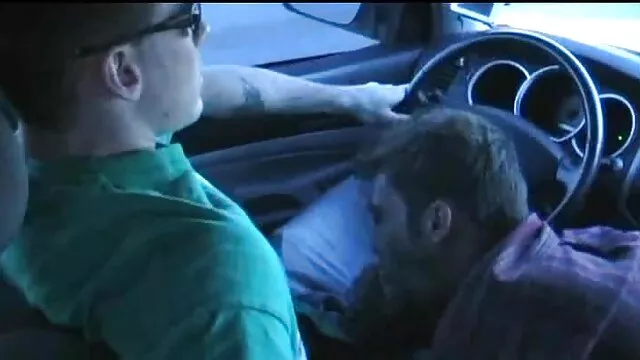 Scopata troie vecchie dal boss in un rasata L.